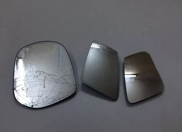 Bắt đối tượng vặt gương ô tô đắt tiền ảnh 2
